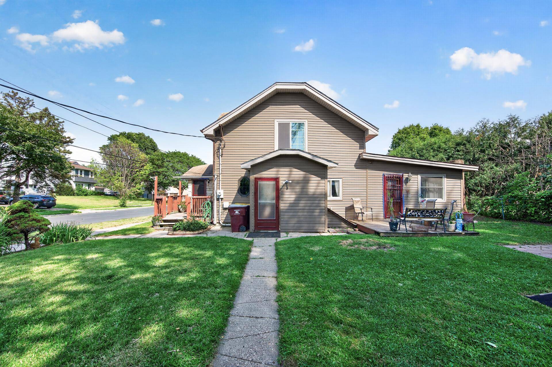 158 Moreland AVE E, West Saint Paul, MN 55118