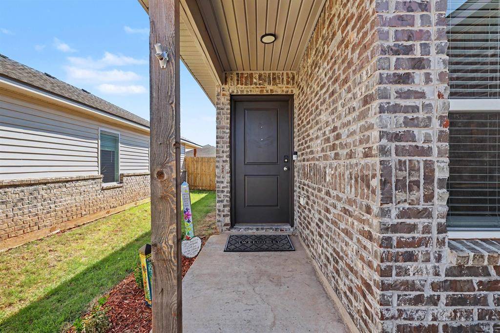 11616 Annette DR, Yukon, OK 73099