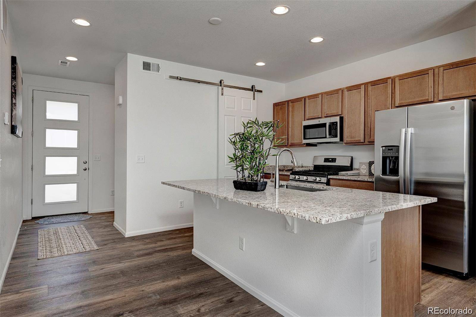 36 N Uriah ST, Aurora, CO 80018