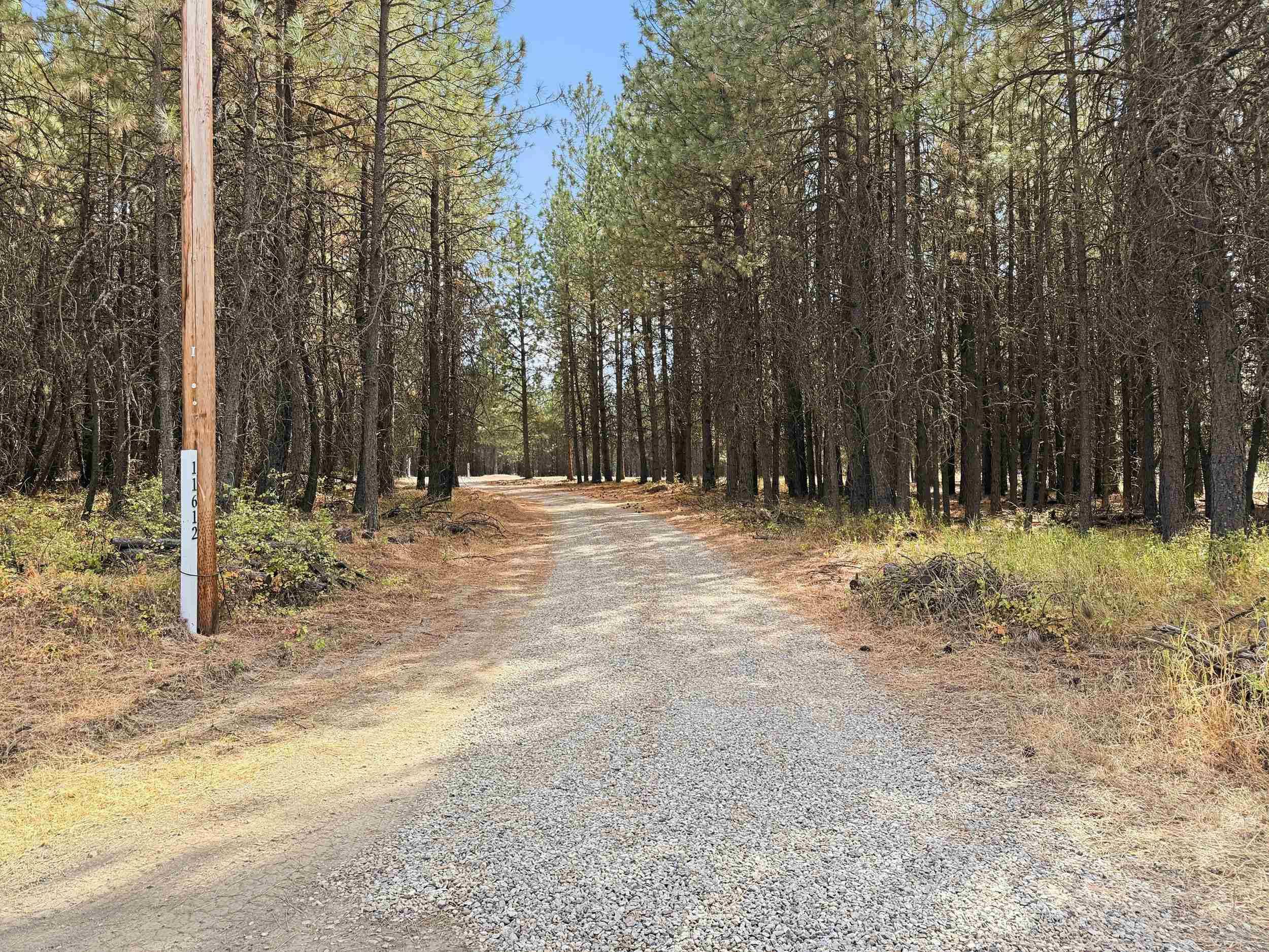 11612 E Laurel Rd, Elk, WA 99009