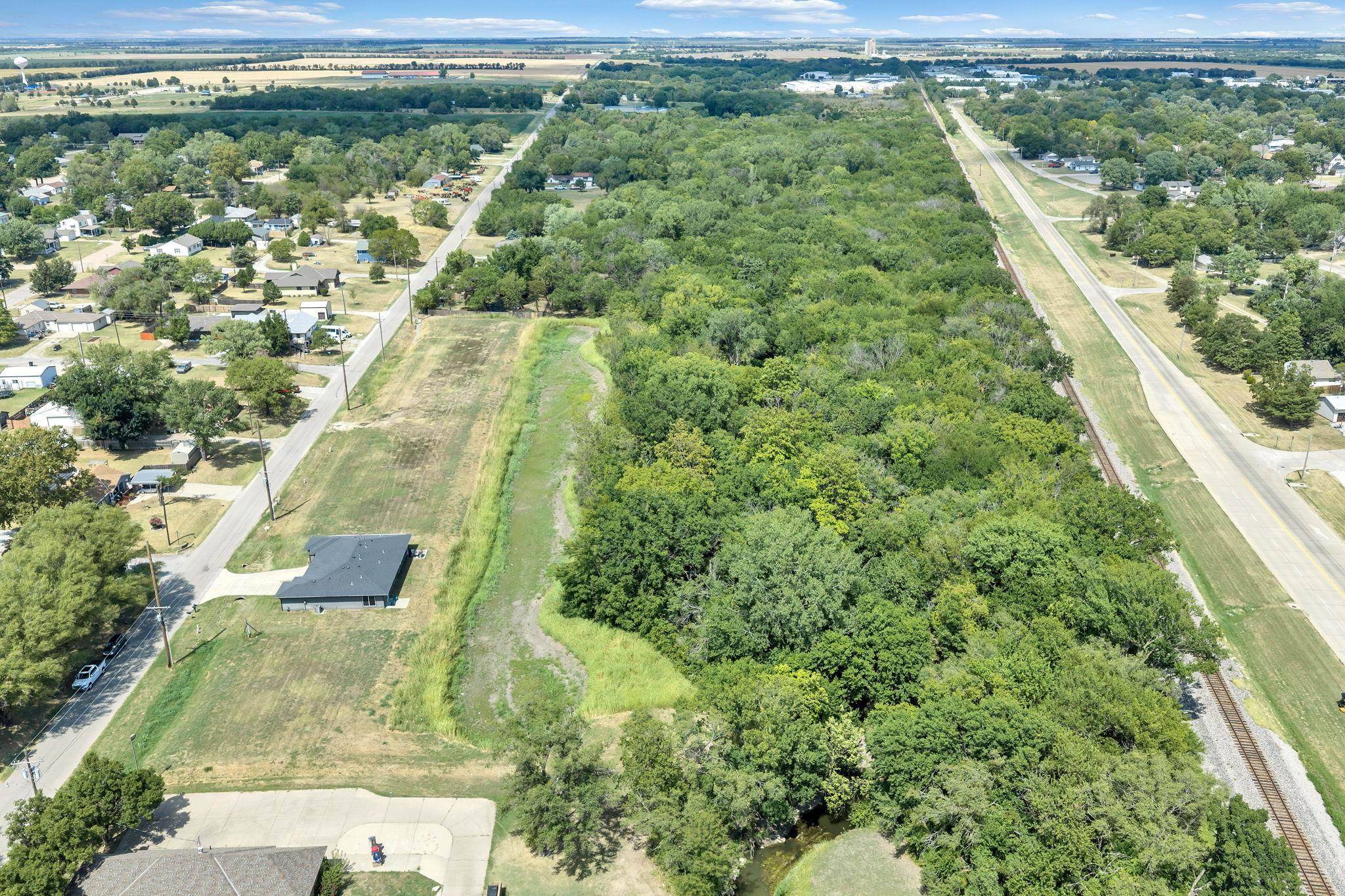 Block 1 Lots 1-6, 8-9, Wellington, KS 67052