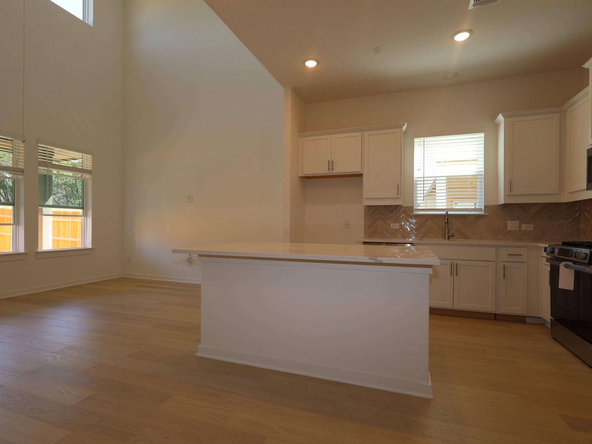232 Bishop Wood RD, Dripping Springs, TX 78620