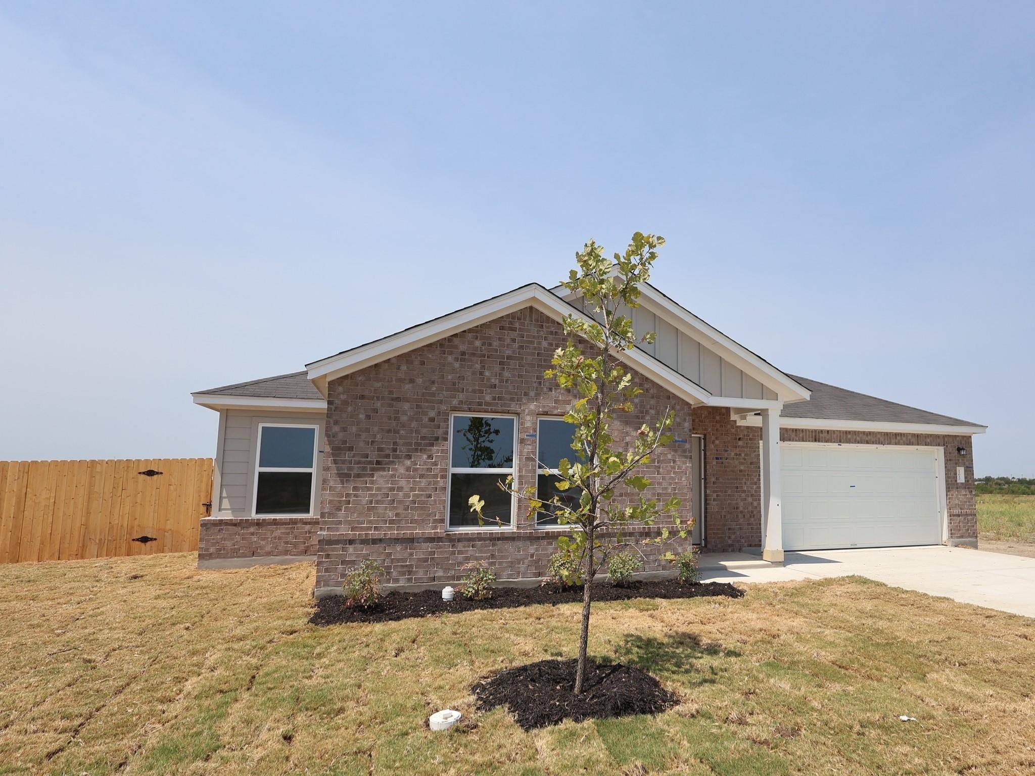 12612 Setting Peak LN, Buda, TX 78610