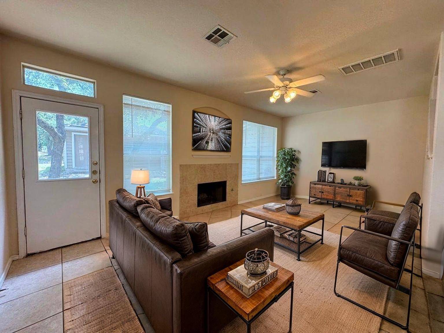 251 Utterback #A, Kyle, TX 78640