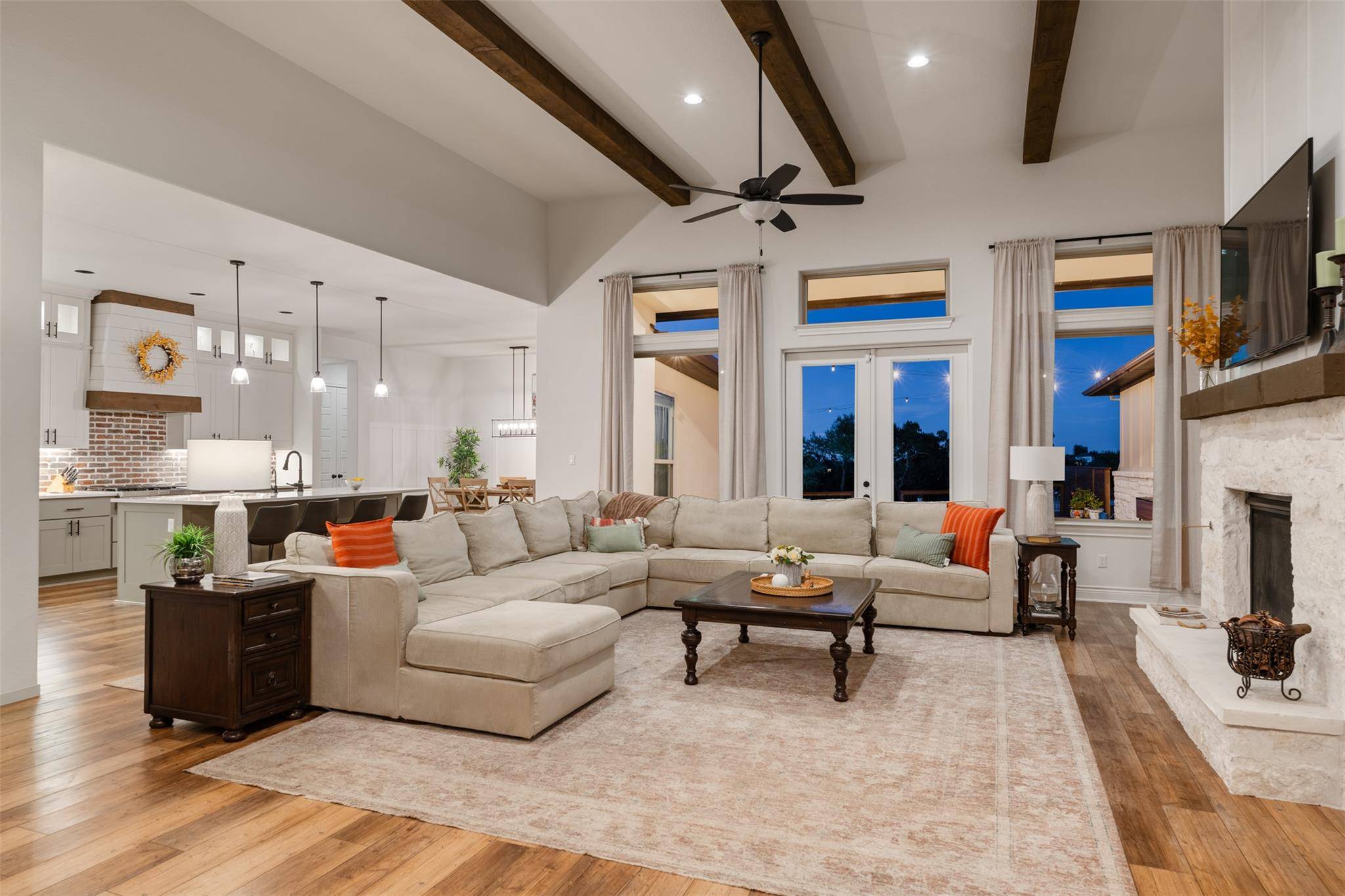 231 Gaucho WAY, Dripping Springs, TX 78620