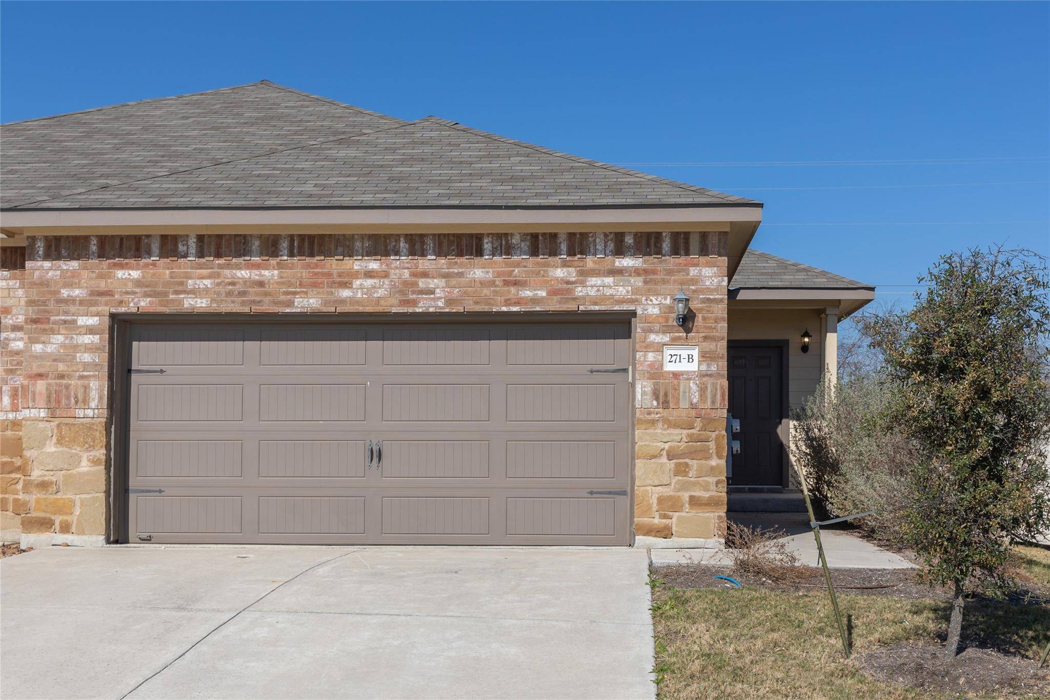 271 Joanne Loop LOOP #B, Buda, TX 78610