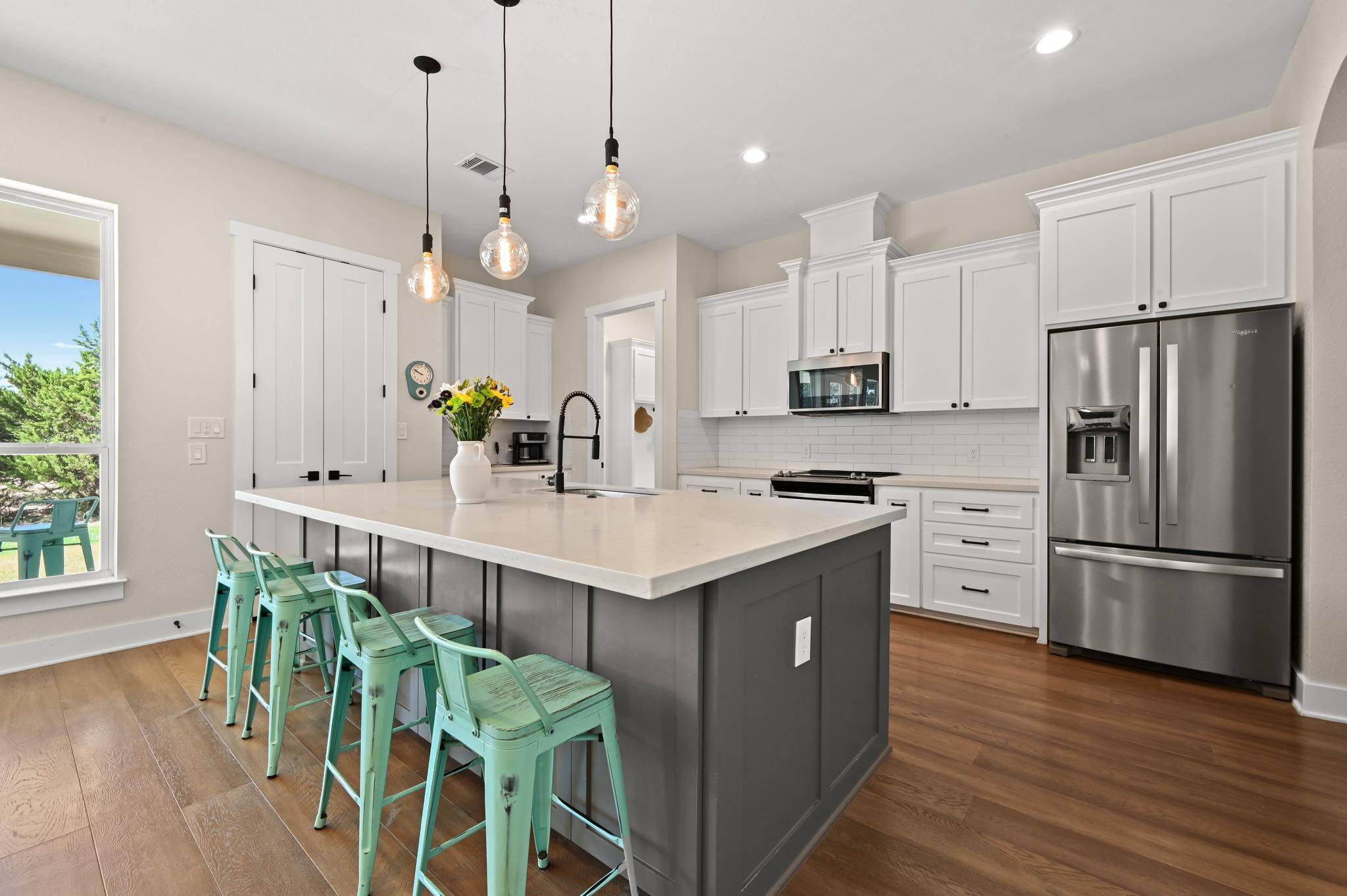 26 Persimmon Drive DR, Wimberley, TX 78676