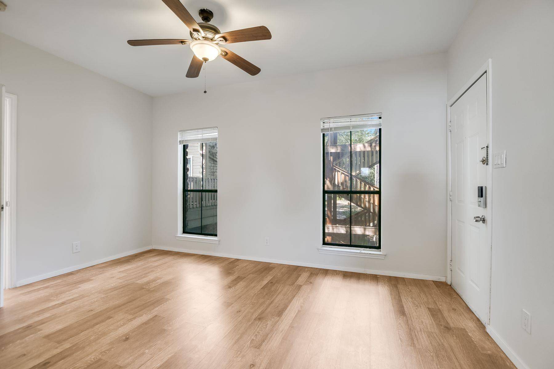 4401 Speedway #207, Austin, TX 78751