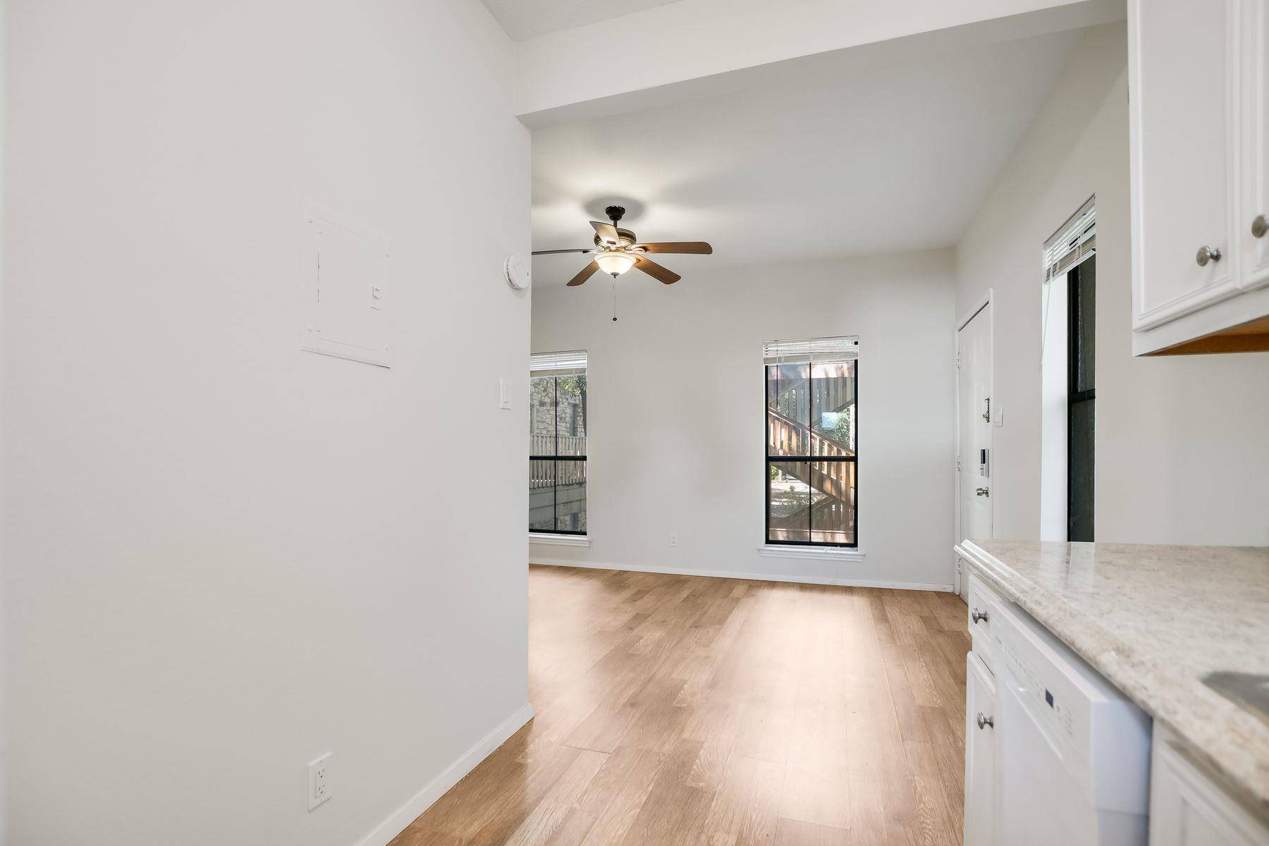 4401 Speedway #207, Austin, TX 78751