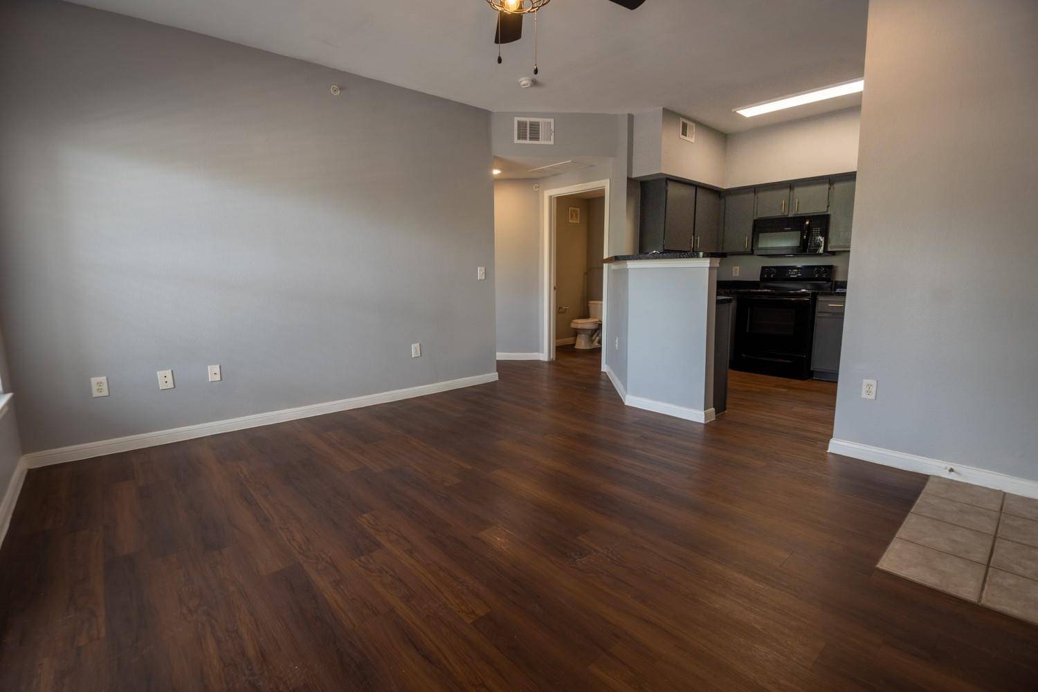 2320 Gracy Farms LN #821, Austin, TX 78758