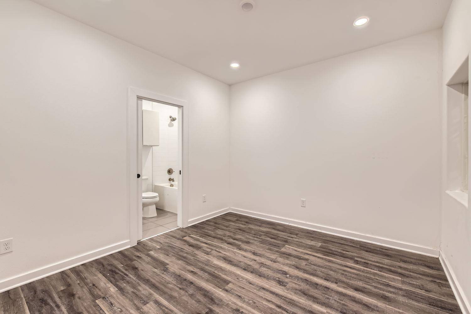 5924 S Congress Ave #11-S, Austin, TX 78745