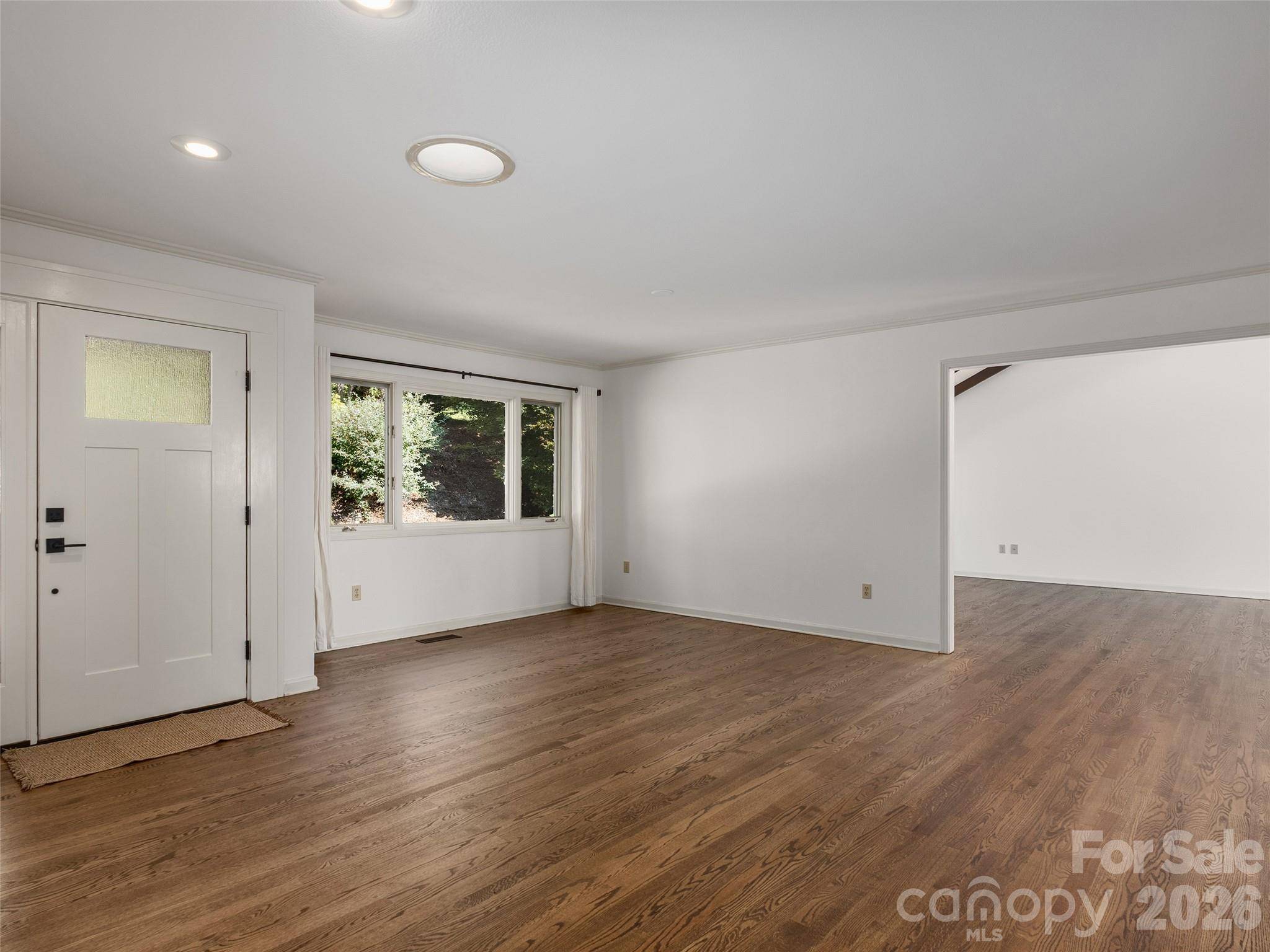 288 Roberts DR, Laurel Park, NC 28739