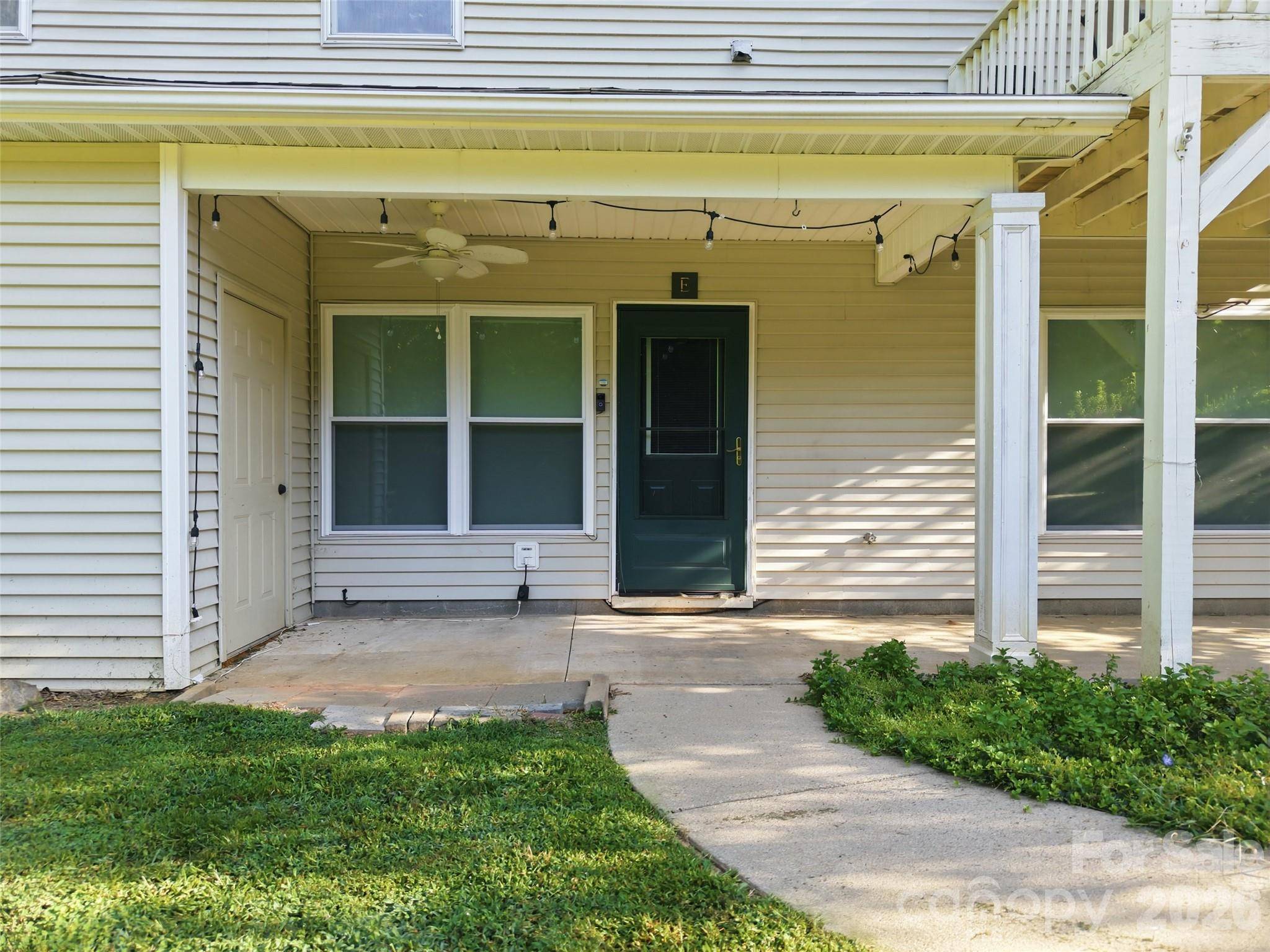 19 Krista CIR #E, Candler, NC 28715