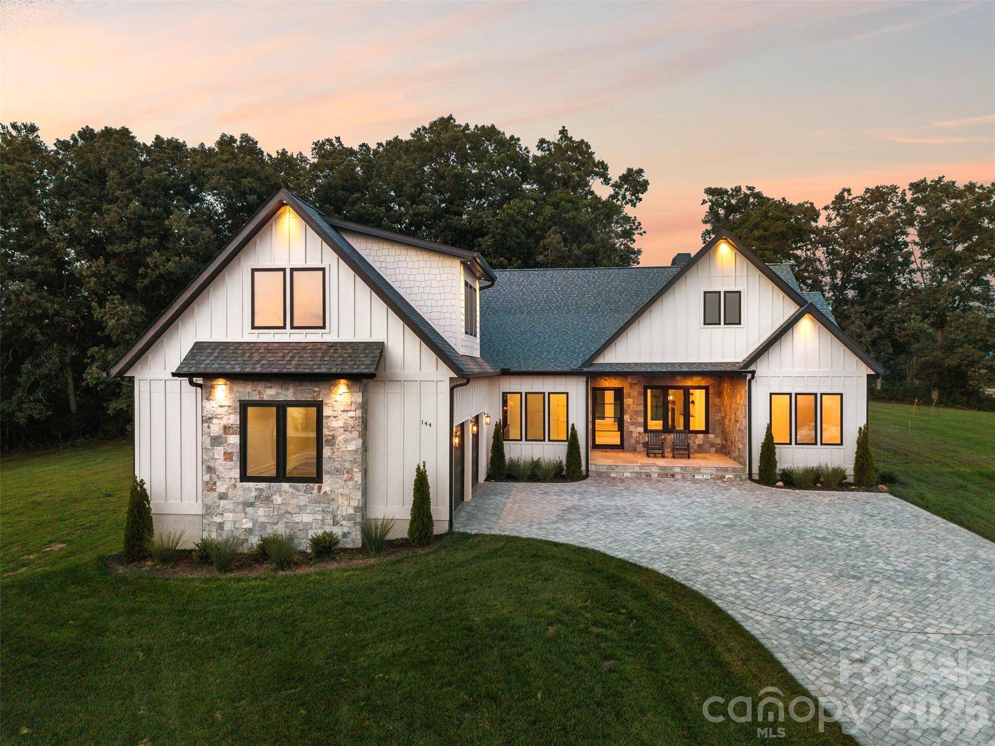 144 Golden Pasture DR, Fletcher, NC 28732