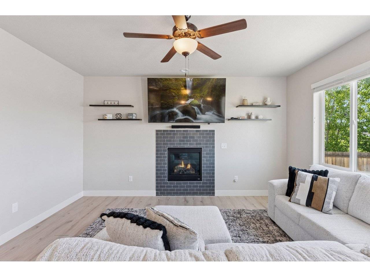 5547 Drake, Frederick, CO 80504