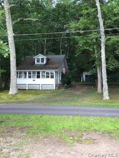 147 Mohican TRL, Glen Spey, NY 12737