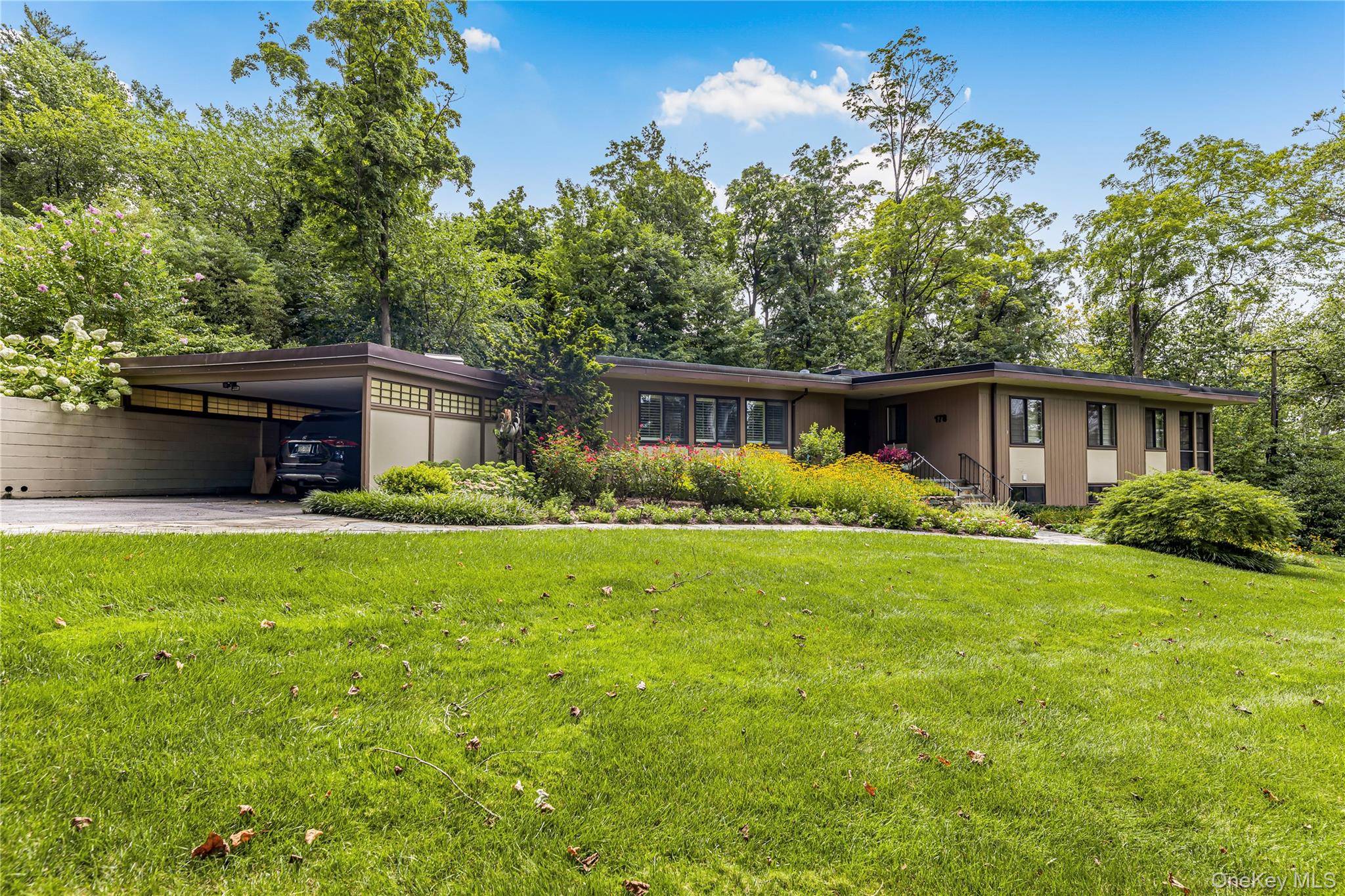 178 Wilmot RD, New Rochelle, NY 10804