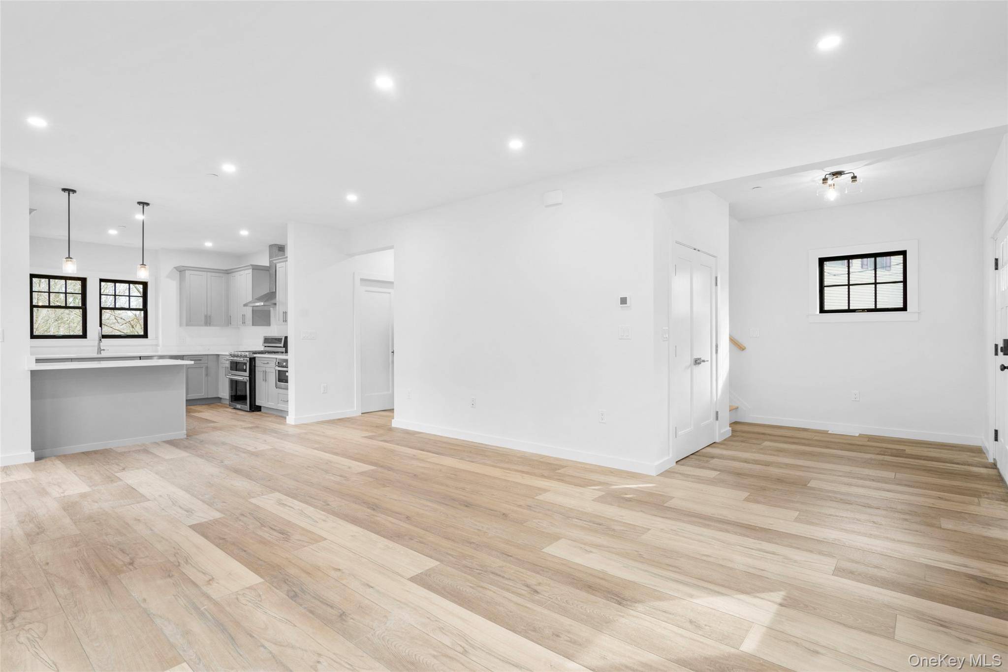 27 Choate LN #Unit A, Pleasantville, NY 10570