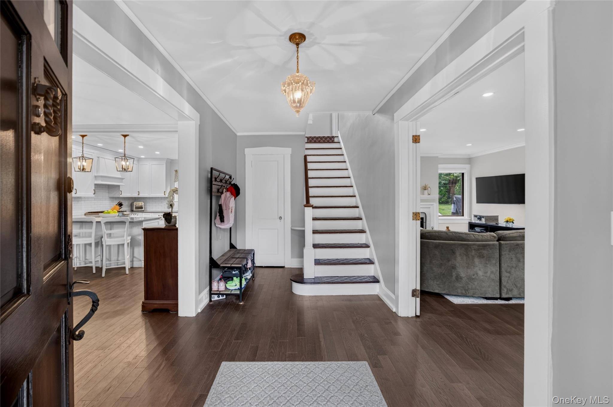 26 Brookside CIR, Bronxville, NY 10708