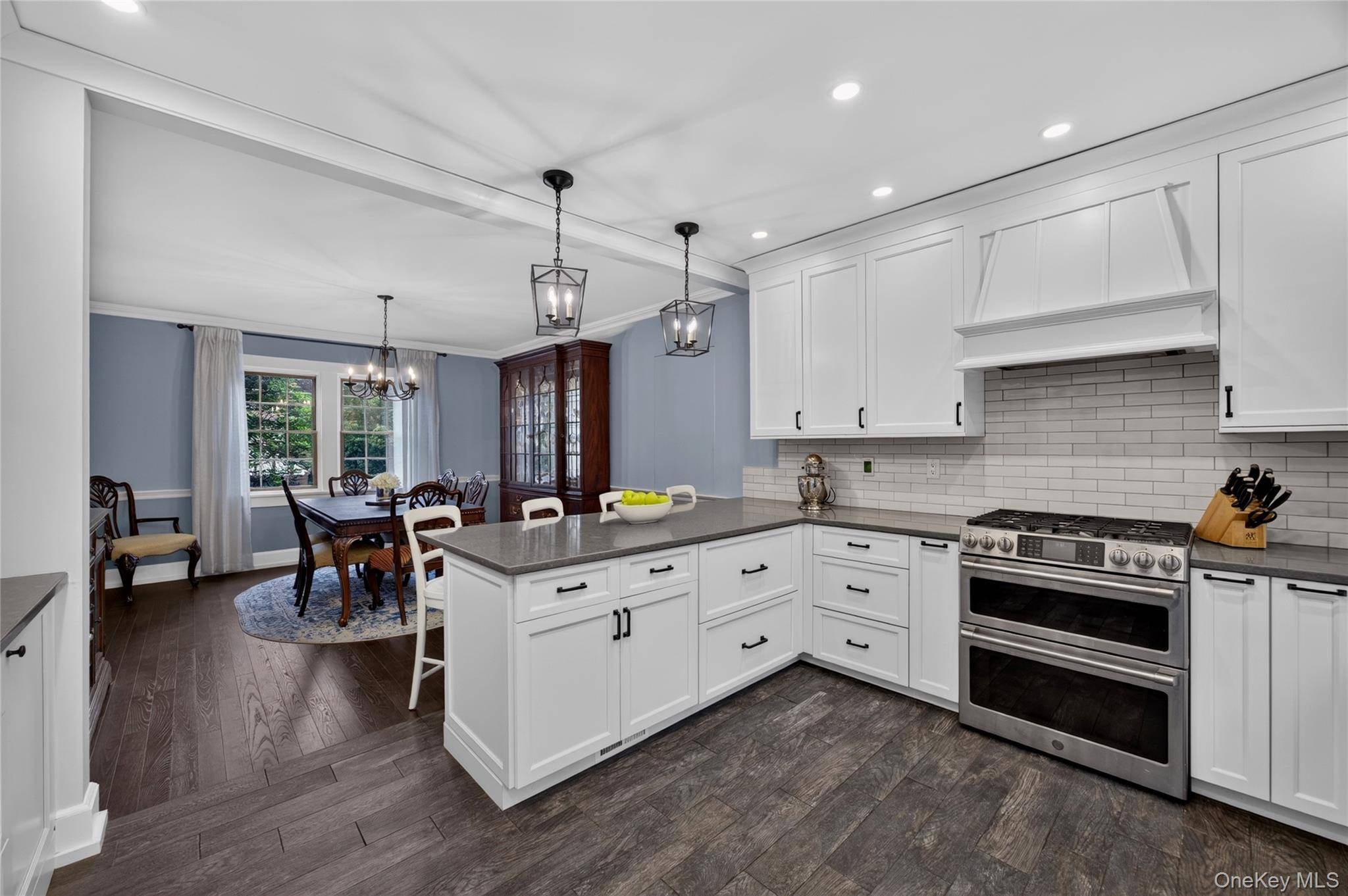26 Brookside CIR, Bronxville, NY 10708