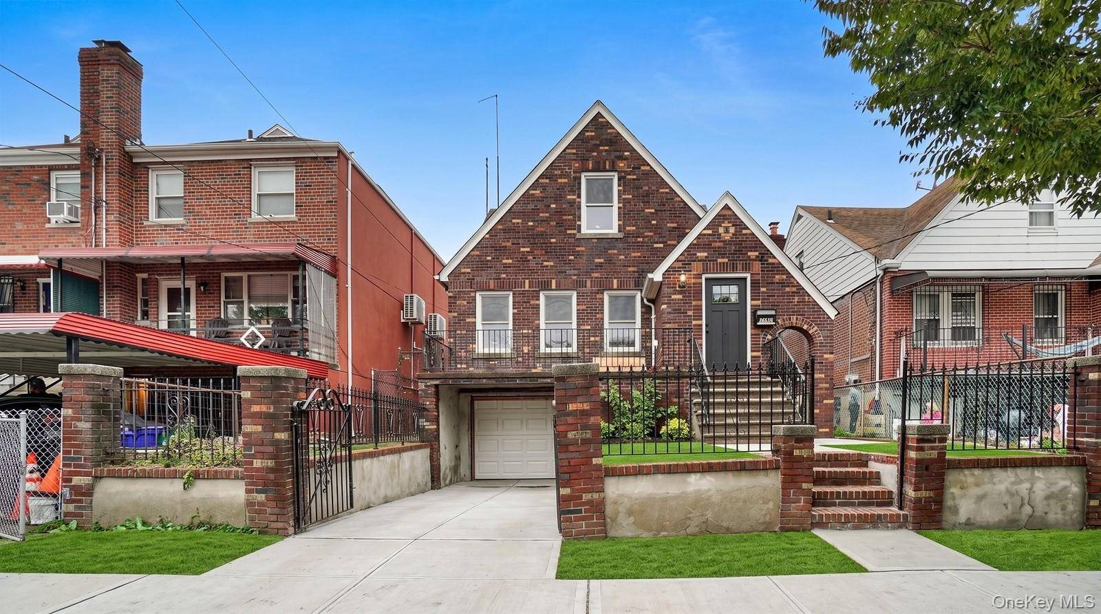 2729 Paulding AVE, Bronx, NY 10469