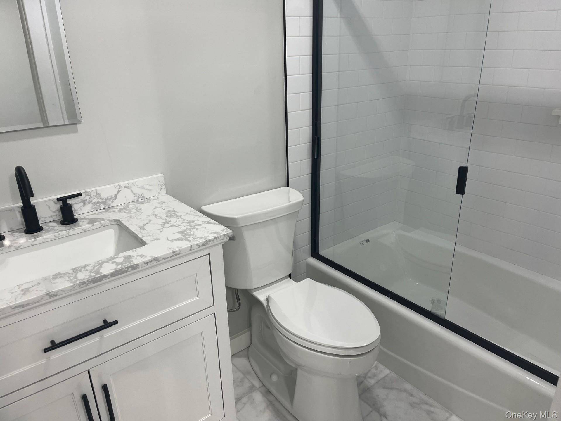 10 Oakridge PL #8D, Eastchester, NY 10709