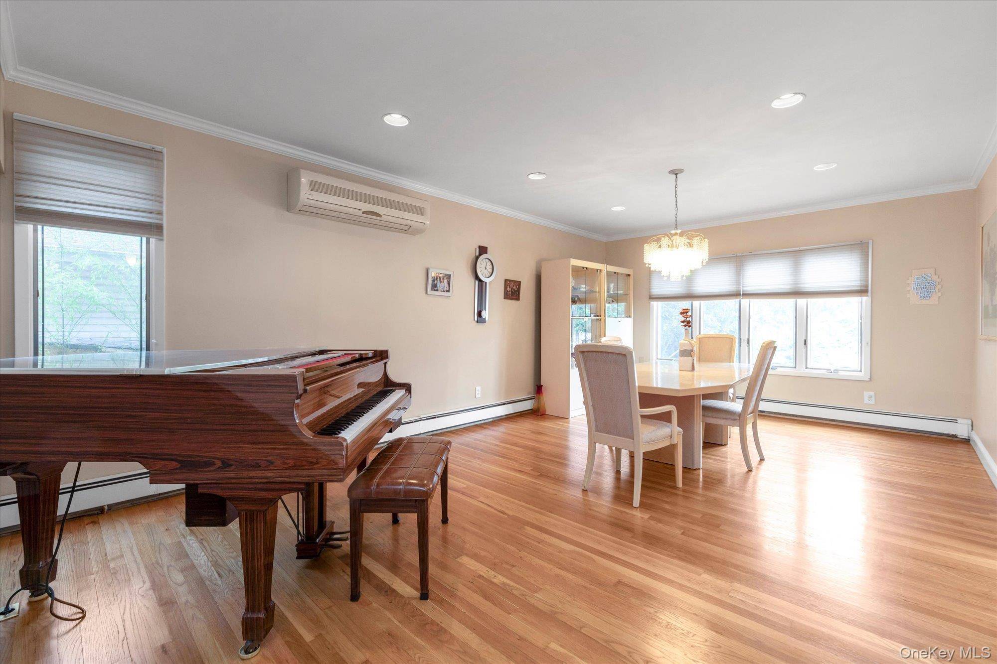 2643 Belmill RD, Bellmore, NY 11710