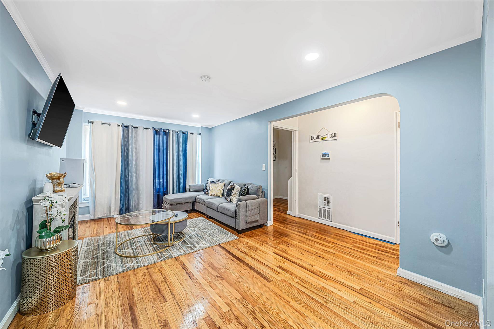 22603 141st AVE, Laurelton, NY 11413