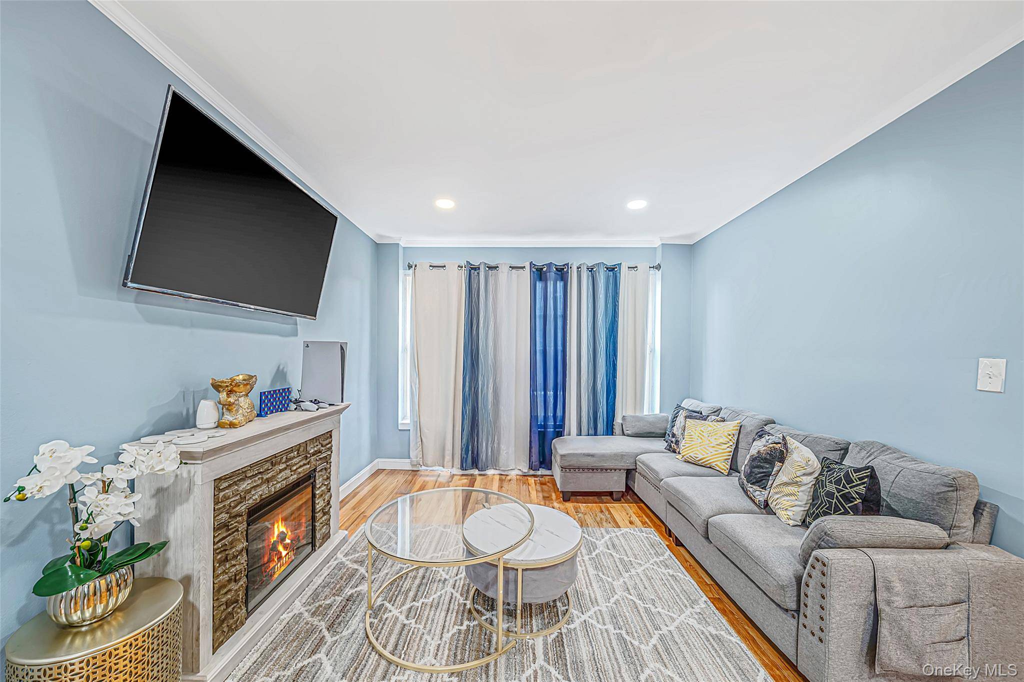 22603 141st AVE, Laurelton, NY 11413