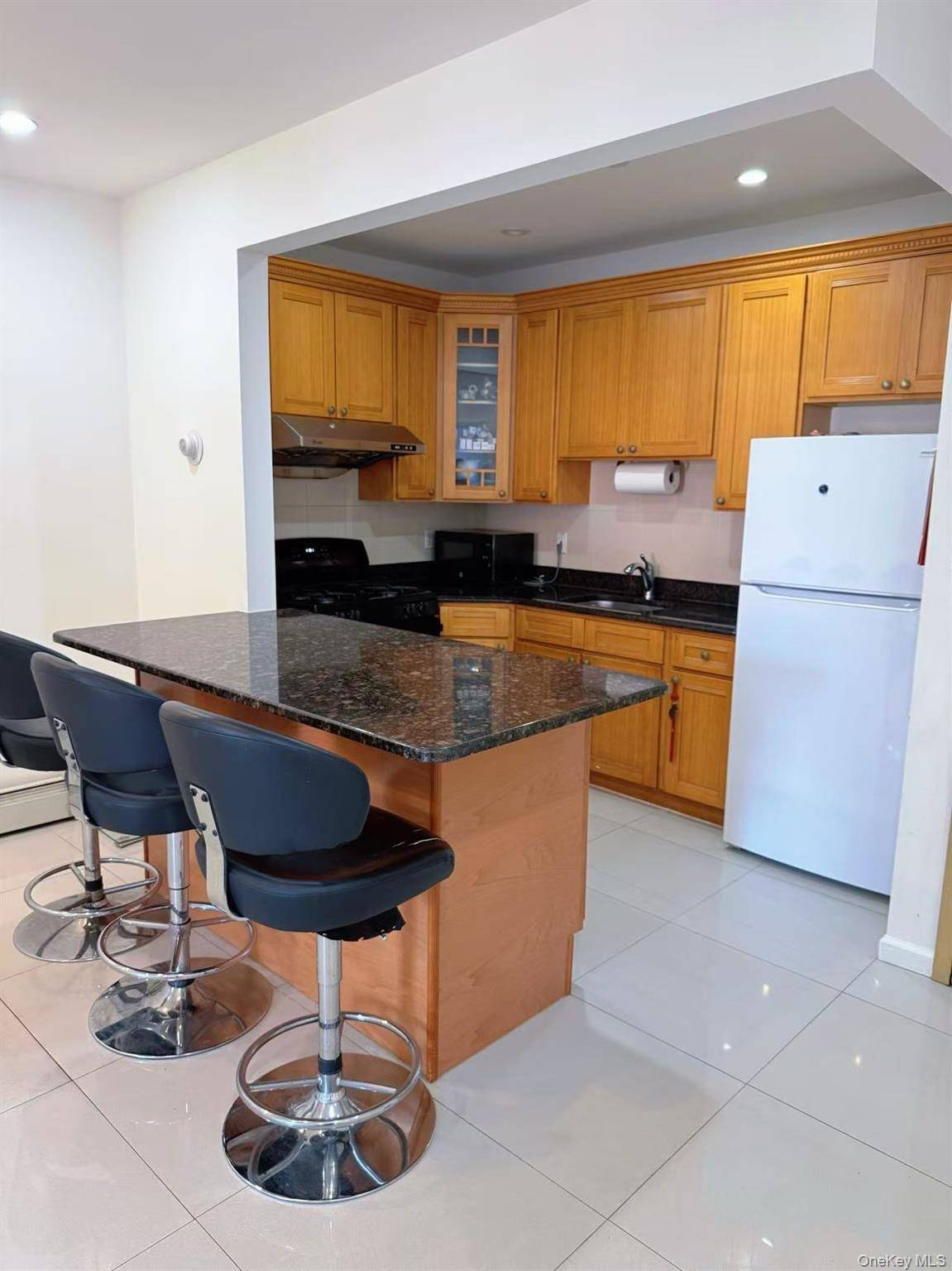 104-48 37th DR #4D, Corona, NY 11368