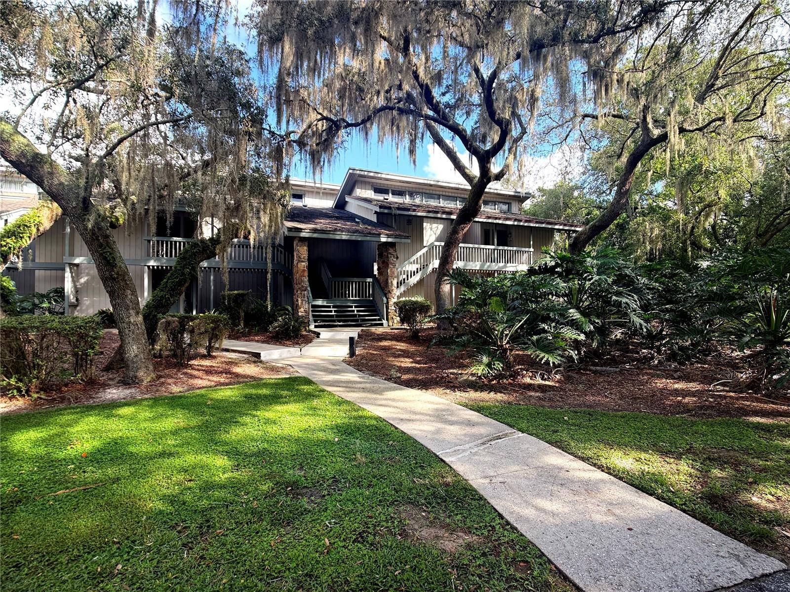 3033 CAMELOT DR #303, Haines City, FL 33844