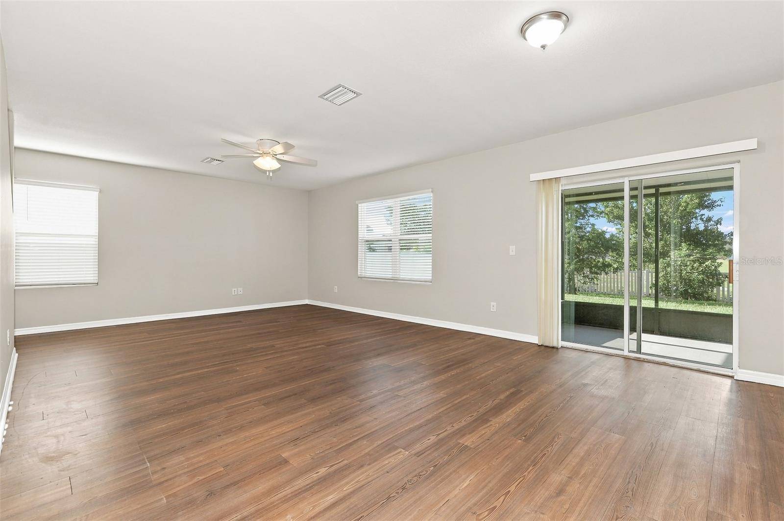 36205 JENNY LYNNE CIR, Zephyrhills, FL 33541