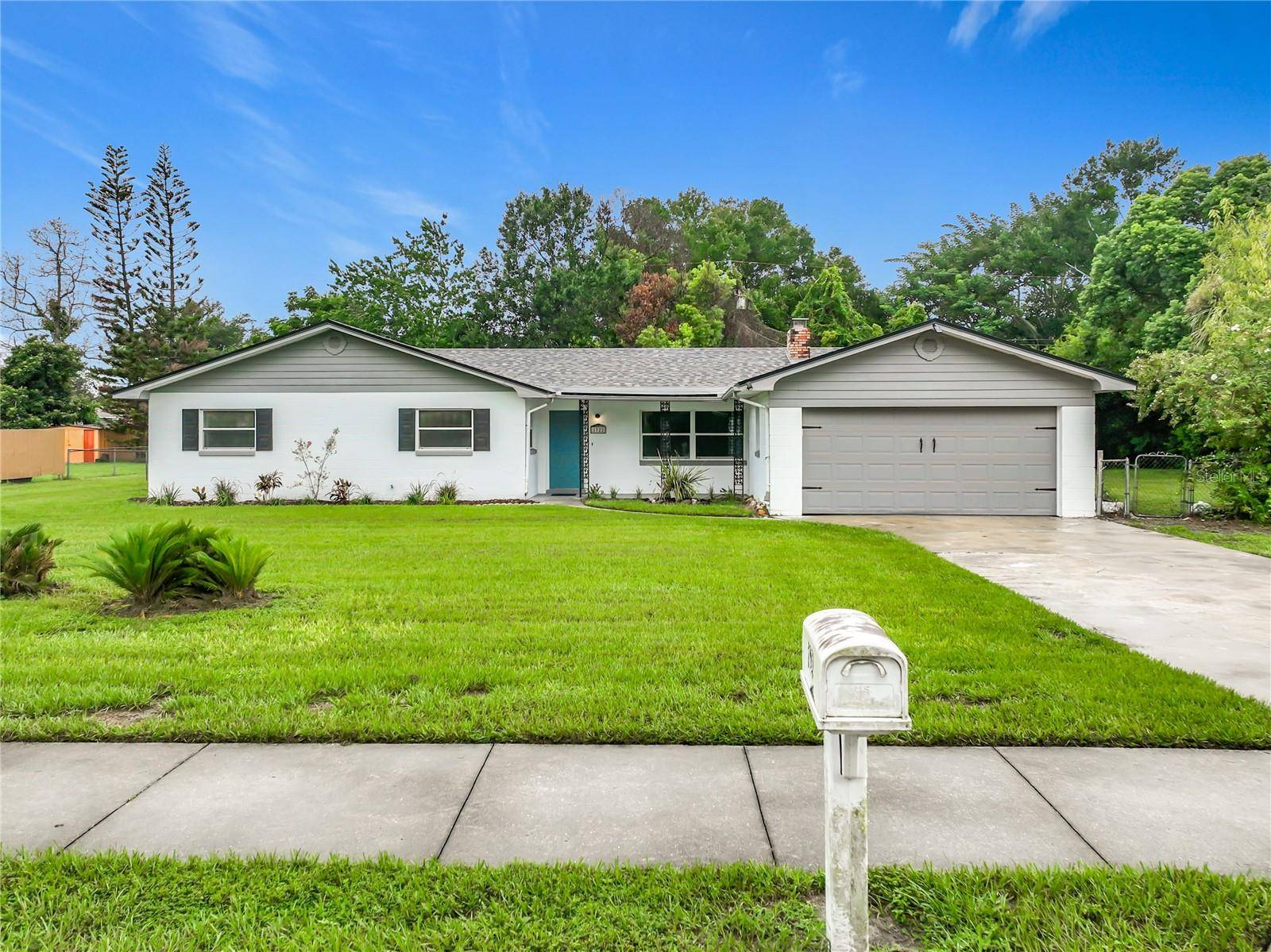1722 DORRIS DR, Orlando, FL 32807