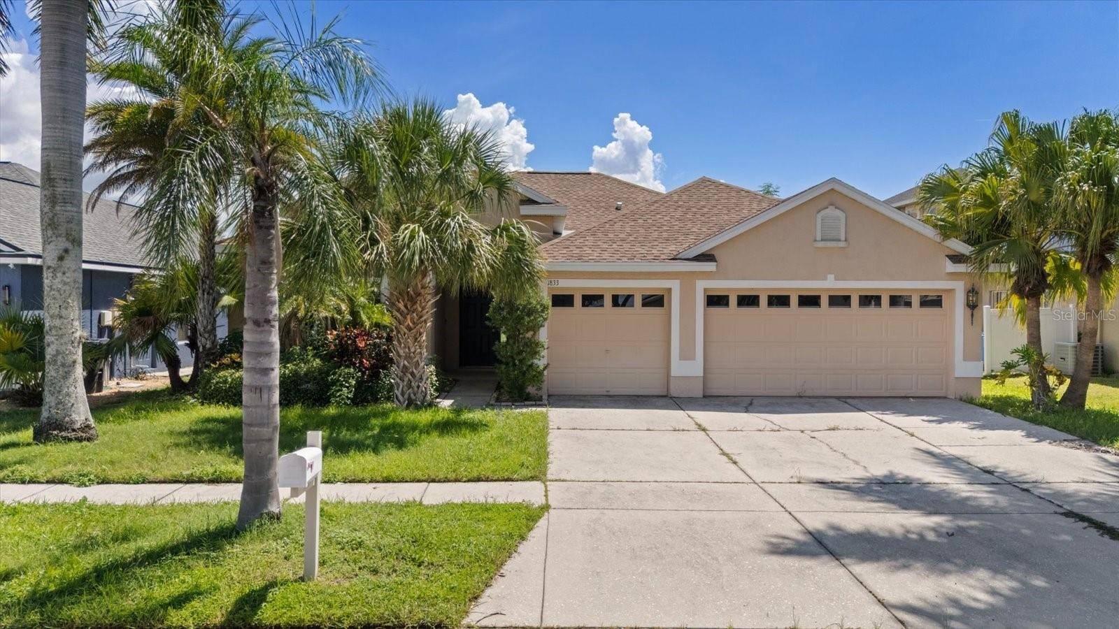1833 MIRA LAGO CIR, Ruskin, FL 33570