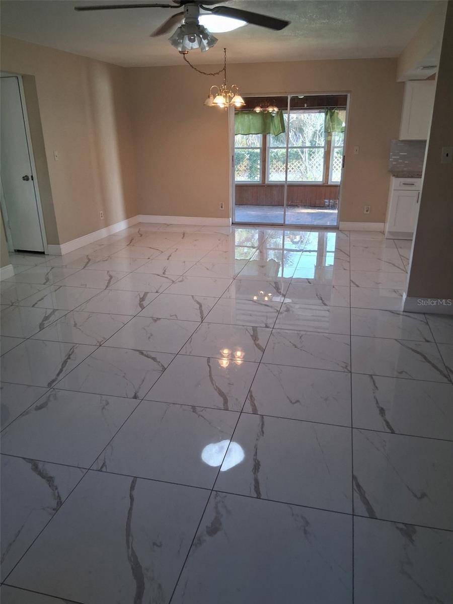 8758 HEMLOCK LN, Port Richey, FL 34668