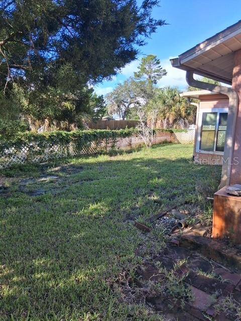 8758 HEMLOCK LN, Port Richey, FL 34668