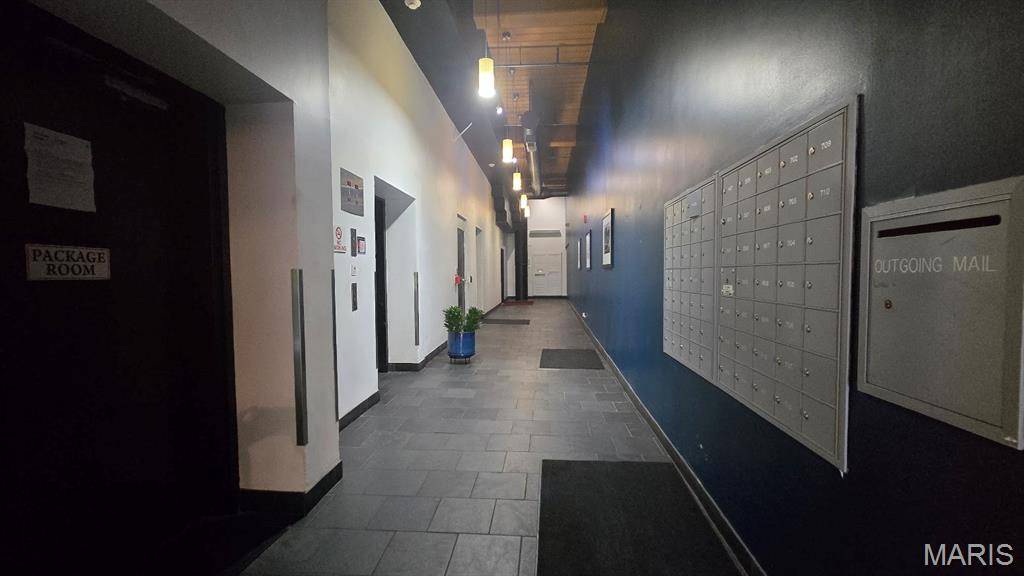 1300 Washington AVE #402, St Louis, MO 63103