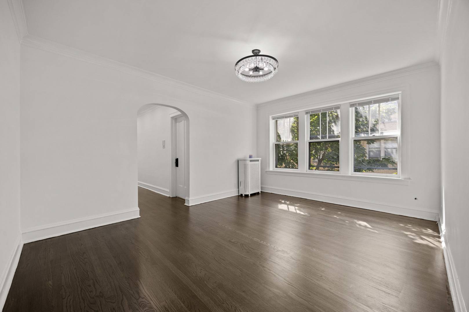 6318 N Artesian AVE #203, Chicago, IL 60659