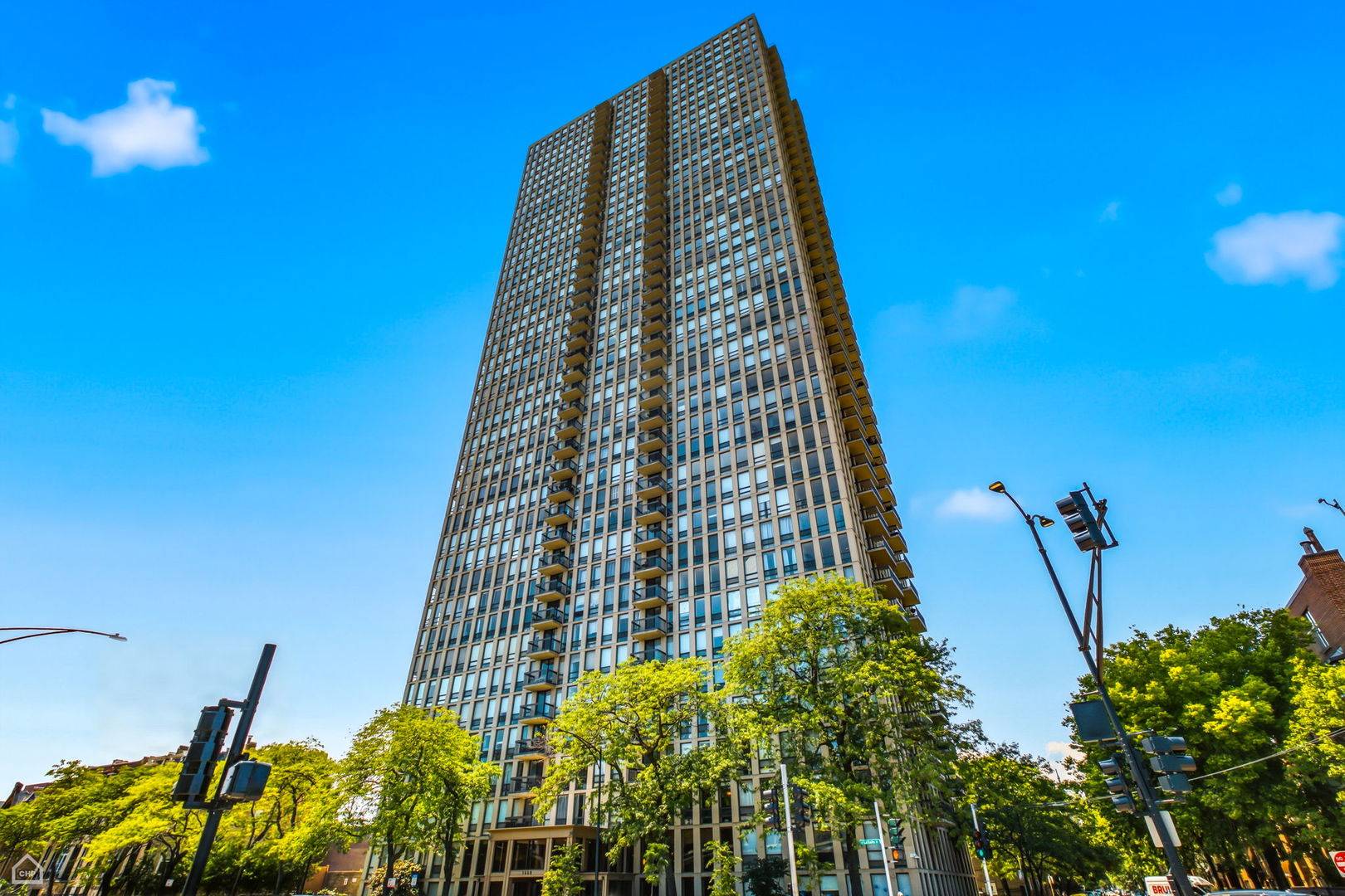 1660 N LaSalle DR #508, Chicago, IL 60614