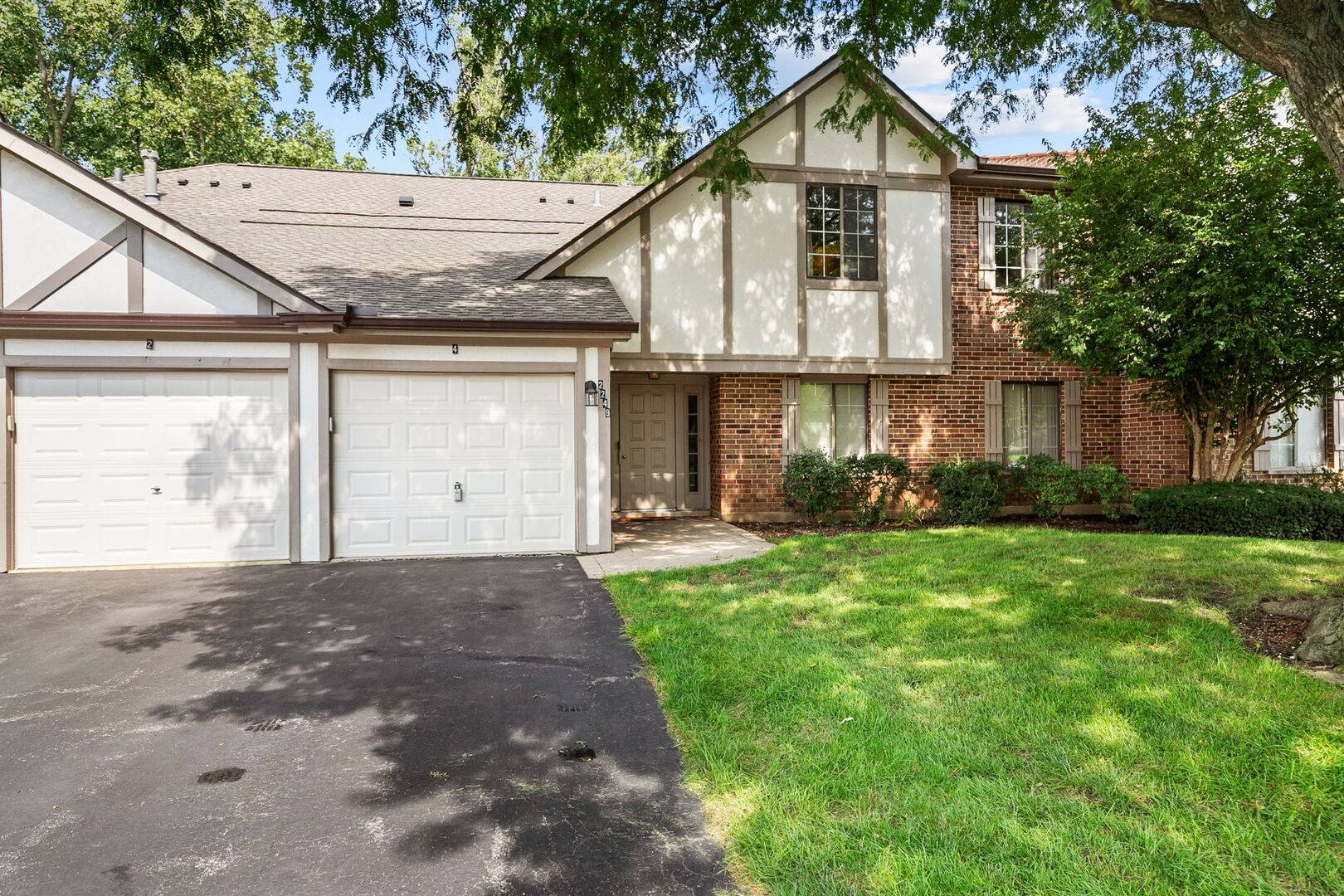 2249 N Enlund DR #4, Palatine, IL 60074