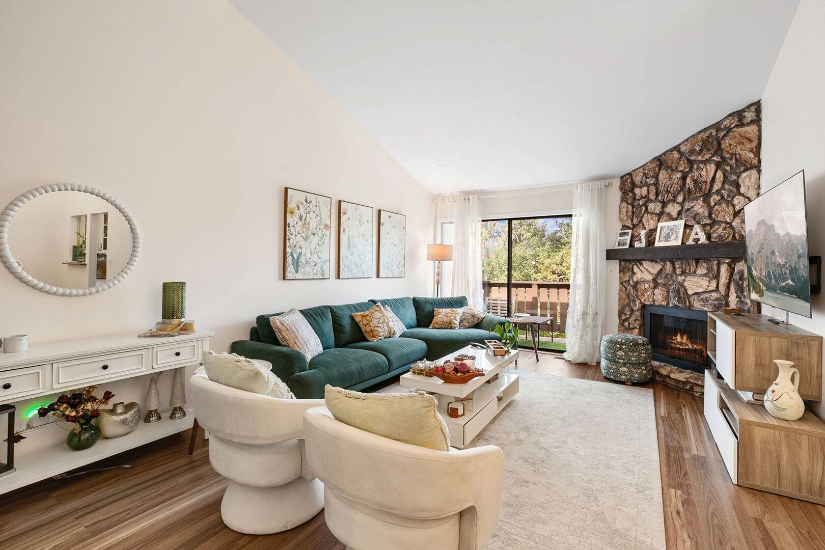 2249 N Enlund DR #4, Palatine, IL 60074