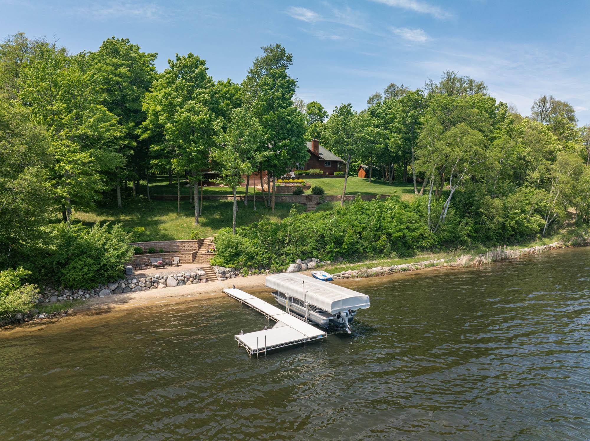 22550 OLD TRAPPER RD, Cohasset, MN 55721