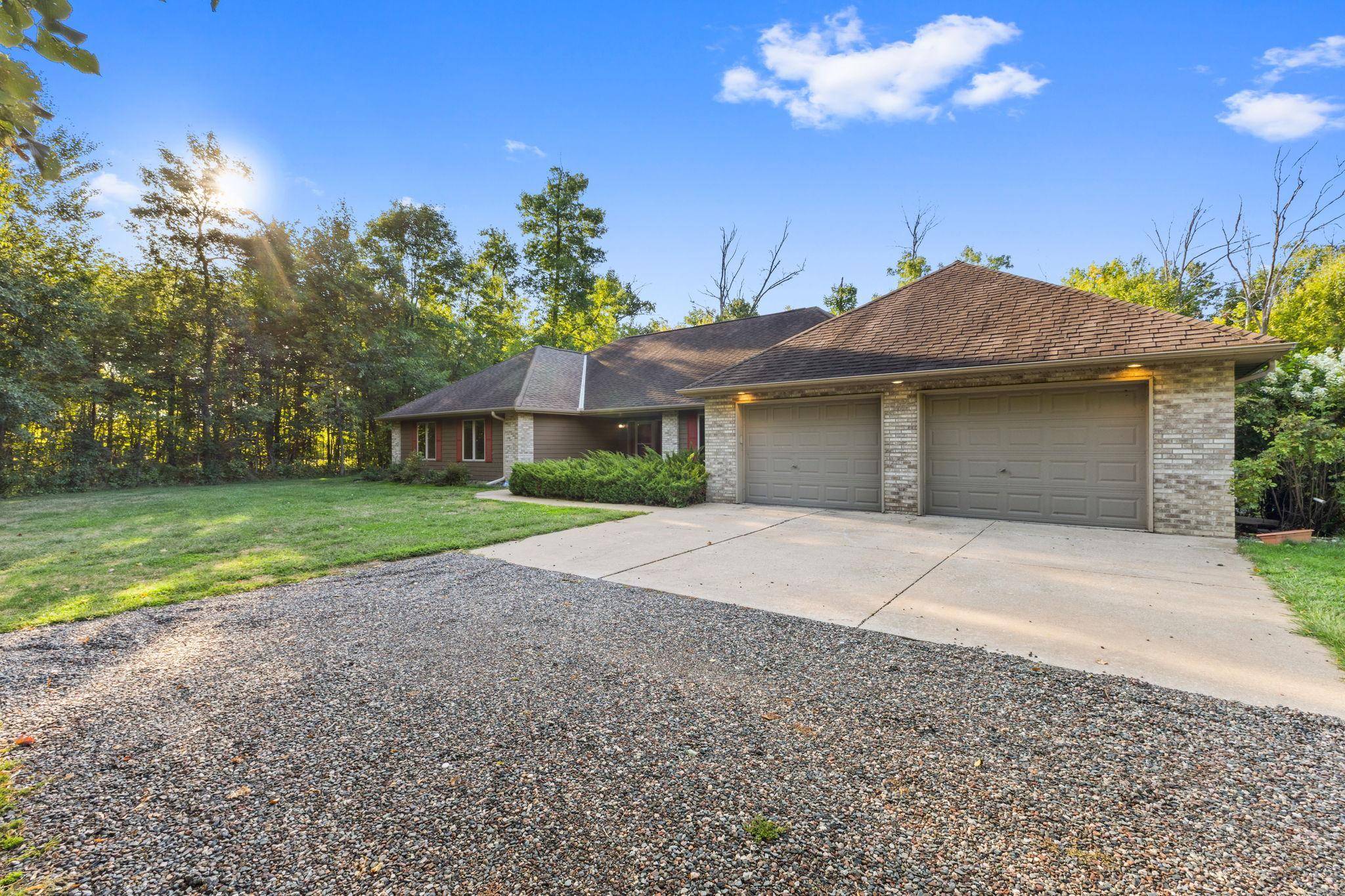 7995 Trappers Turn, Onamia, MN 56359