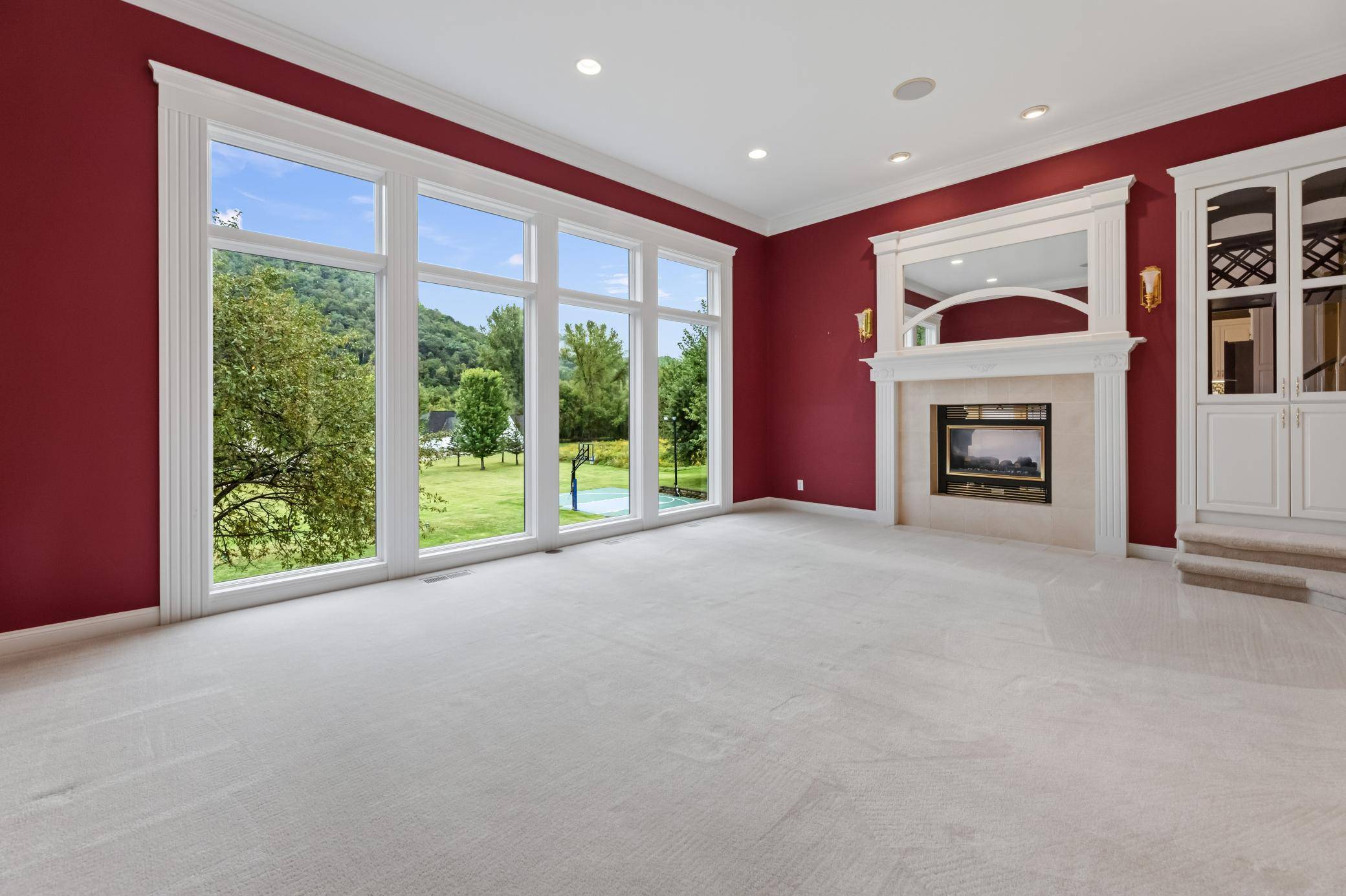 801 Spring Brook DR, Winona, MN 55987