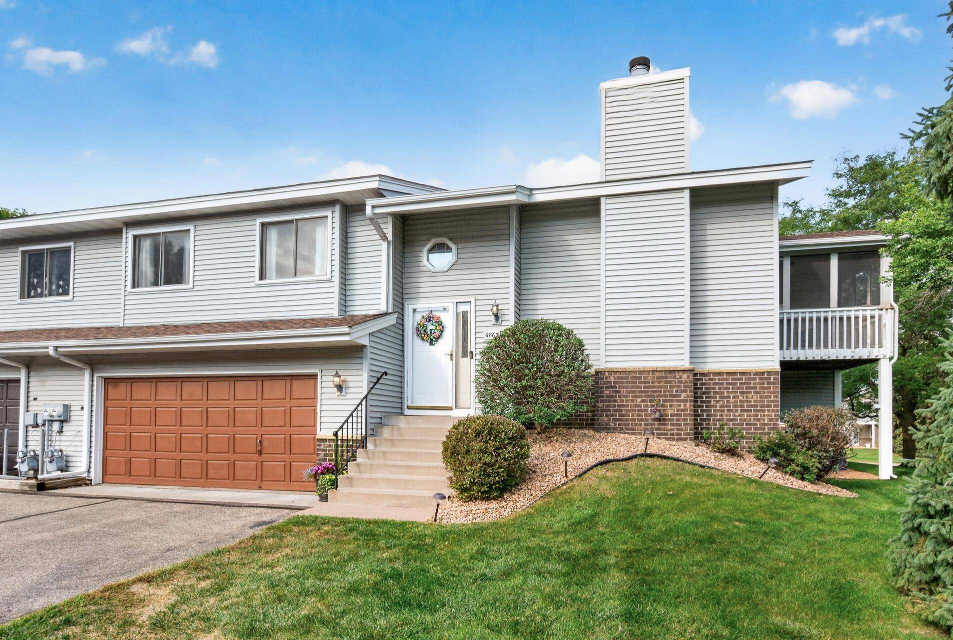 6865 Romeo RD, Woodbury, MN 55125