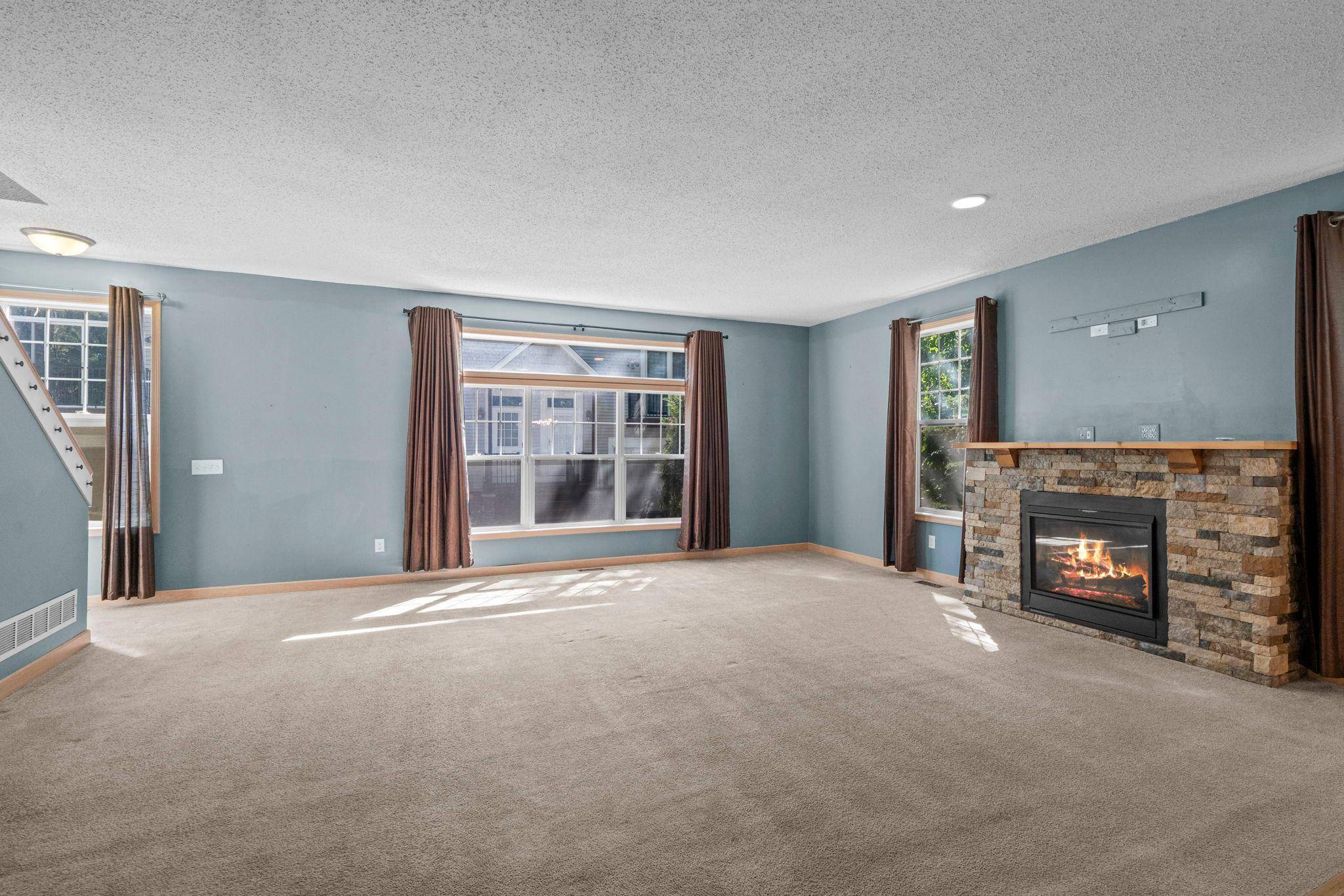 2729 Century CT, White Bear Lake, MN 55110