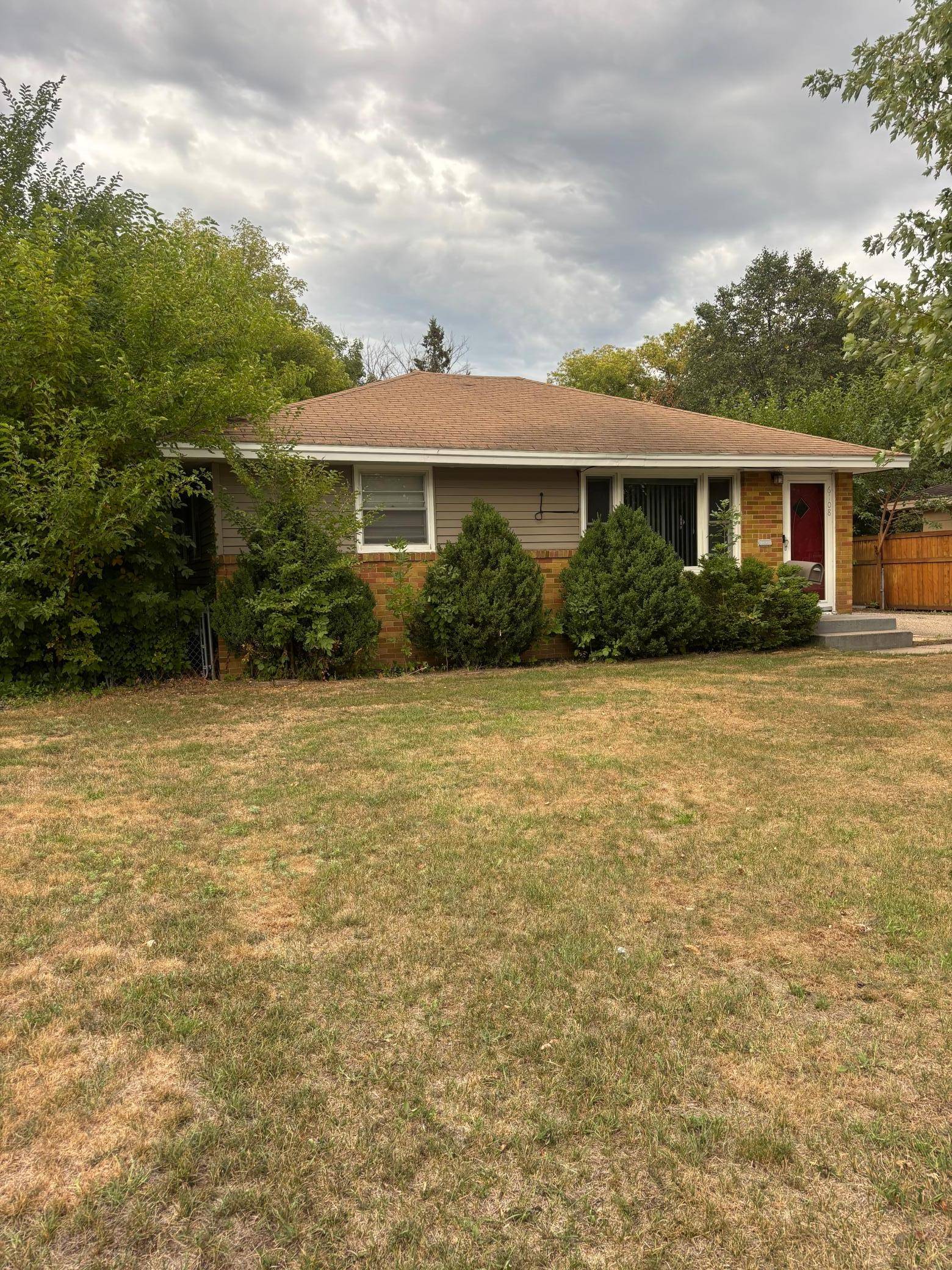 6108 Hampshire AVE N, Crystal, MN 55428