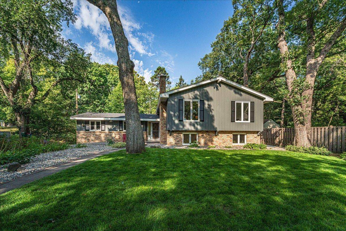 312 Griffit ST, Edina, MN 55343
