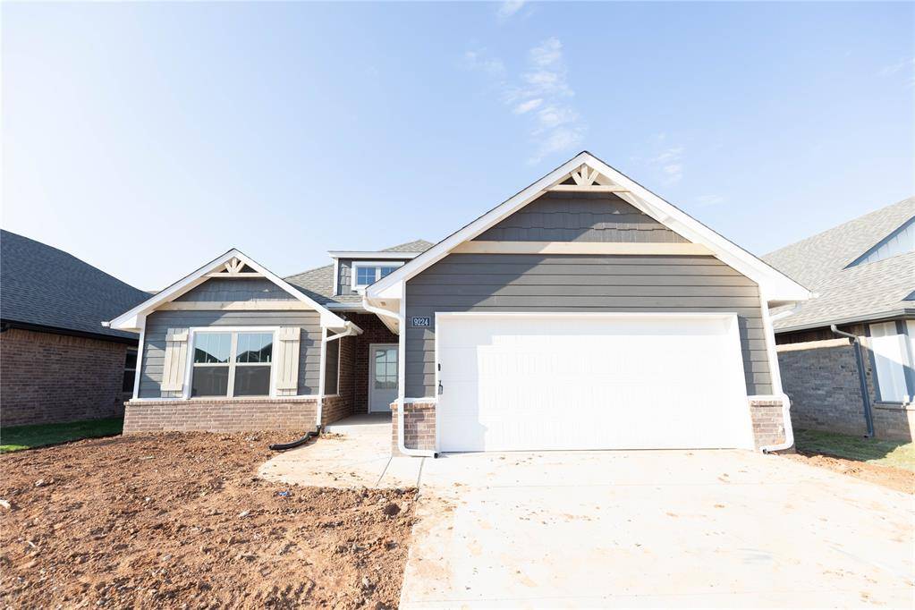 9224 NW 119th ST, Yukon, OK 73099