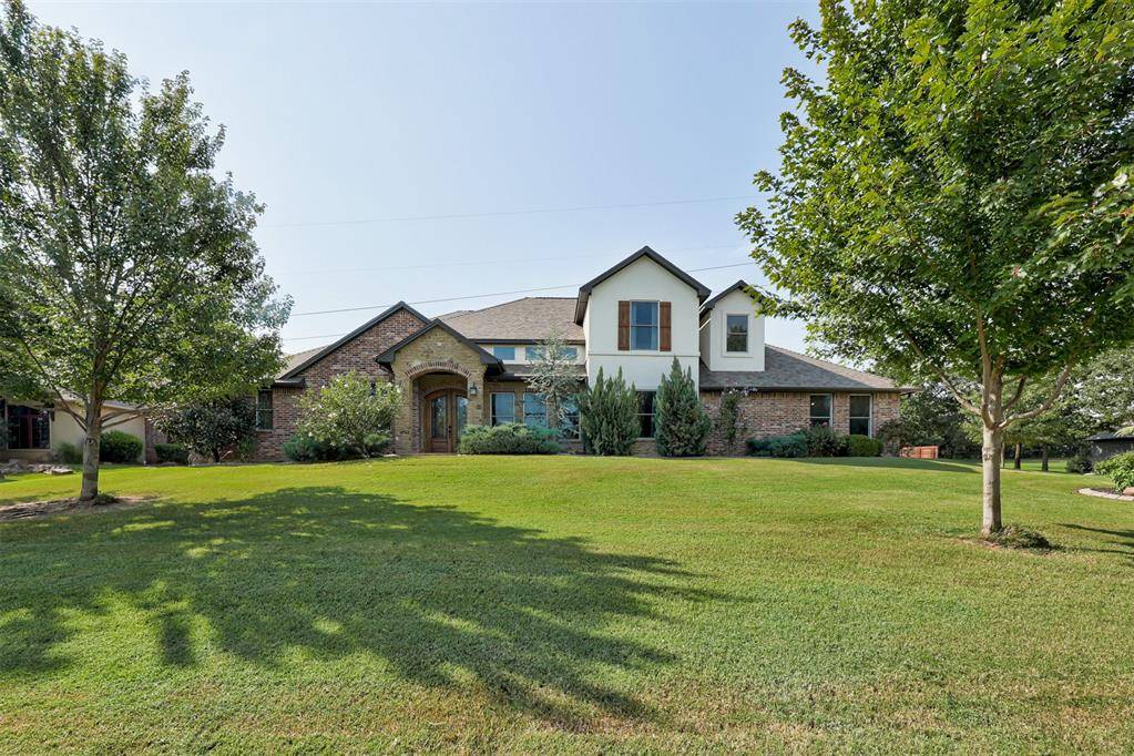 1020 Ascot, Edmond, OK 73034